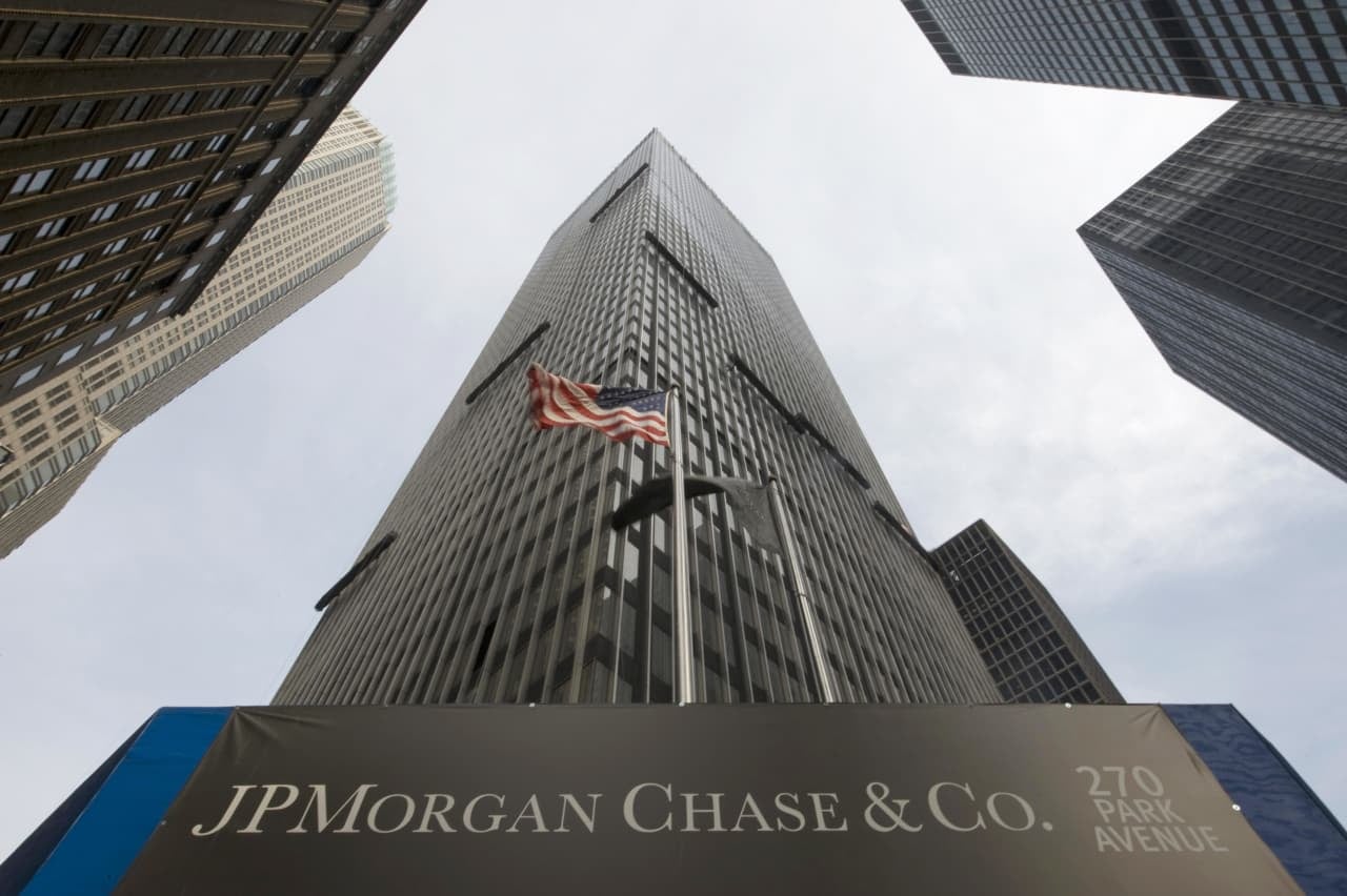 JPMorgan posts highest quarterly profit in US banking history