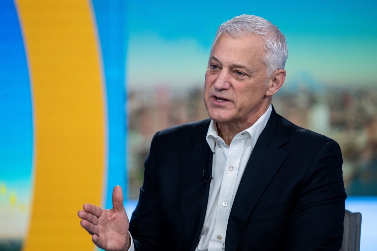 Standard Chartered to cut 7,800 back-office jobs by 2030, citing AI adoption