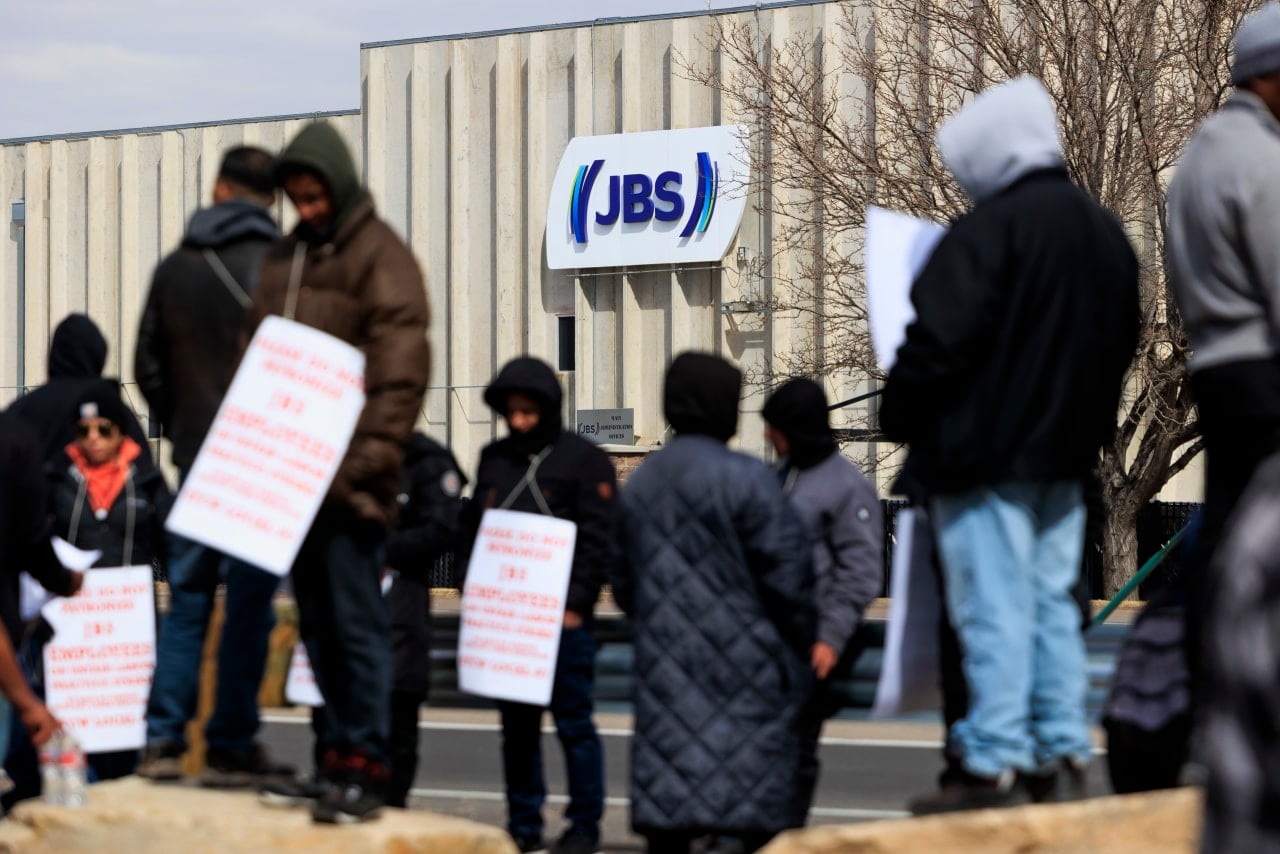 JBS ends three-week Colorado meatpacking strike with wage deal