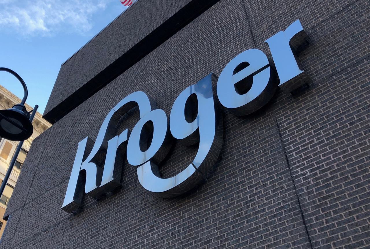 Kroger to acquire Giant Eagle for $1.65 billion