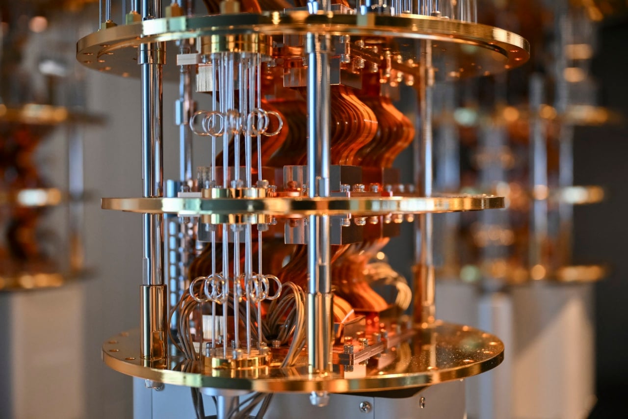 U.S. To award $2bn in quantum computing grants and take equity stakes