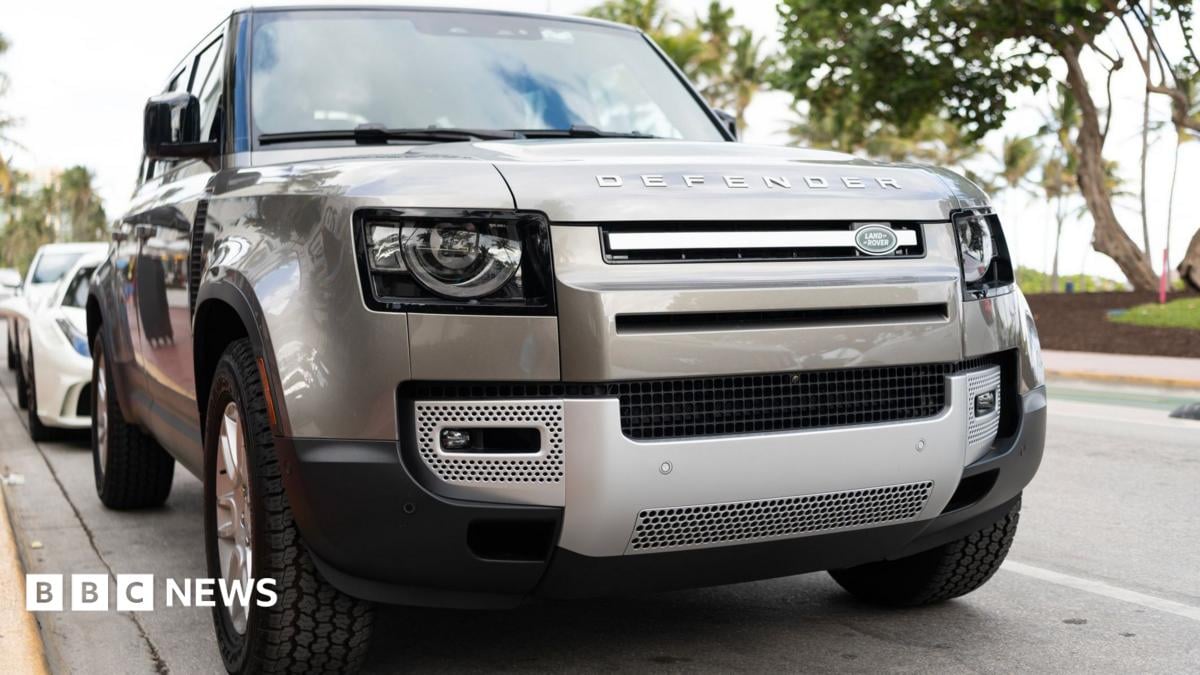 Jaguar Land Rover launches £1.7bn cost overhaul with up to 4,000 job cuts